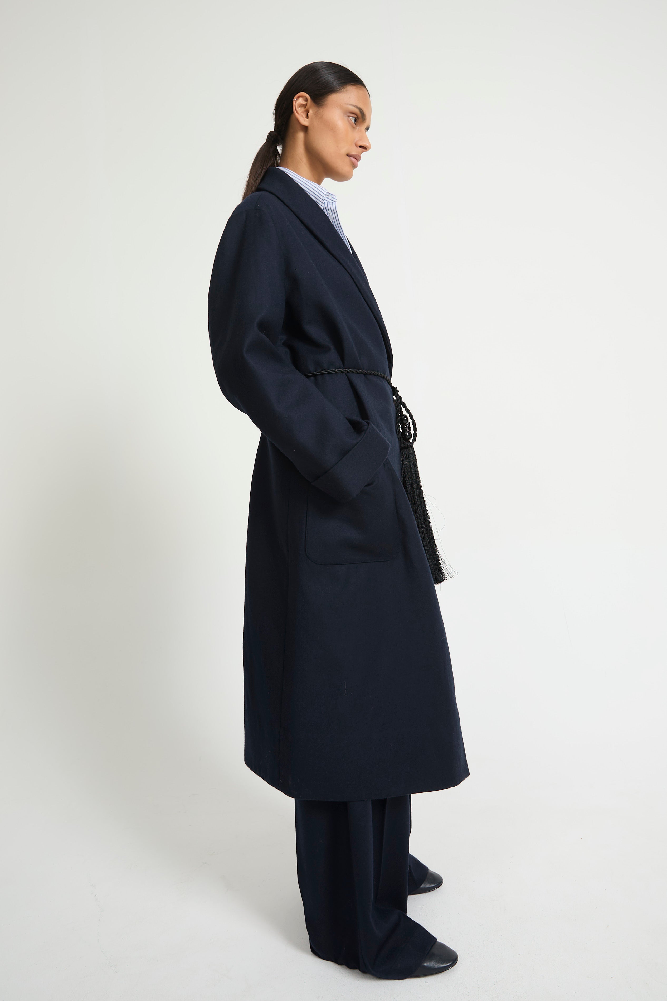 新品タグ付き Wool Gown Coat (Blue) Long blue wool dressing gown coat - Laurence Bras